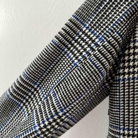 Charlotte Russe houndstooth faux fur hooded coat - Picture 5 of 8